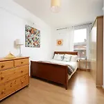 Comfortable Bristol Escape Near Gloucester Road